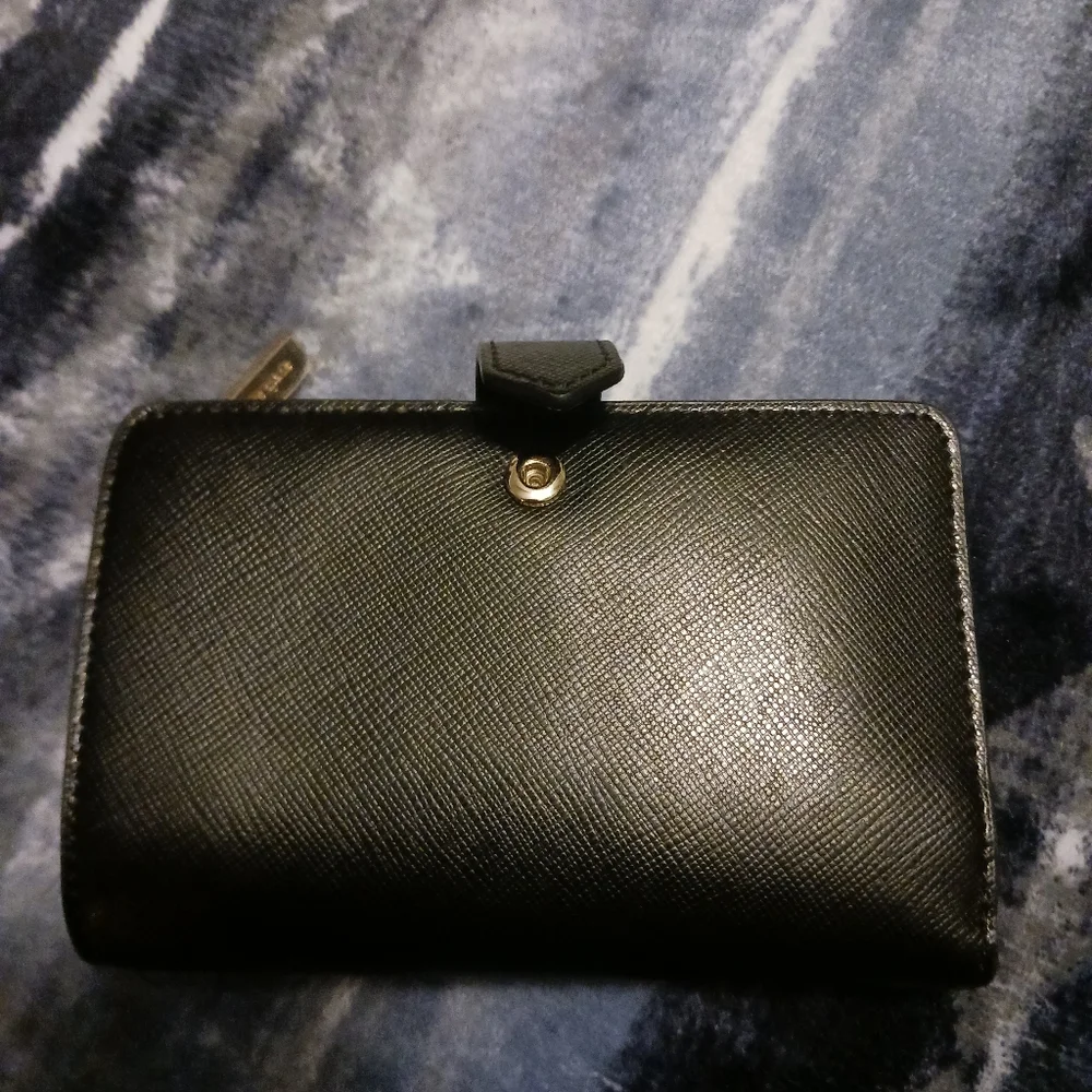 Kate Spade Wallet - Picture 2 of 5